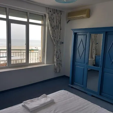 Апартаменты Casa Coral Beach Нэводари